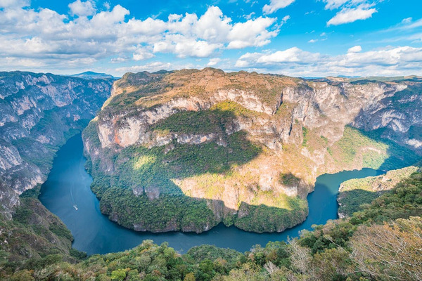 SUMIDERO CANYON , CHIAPAS, MEXICO >>