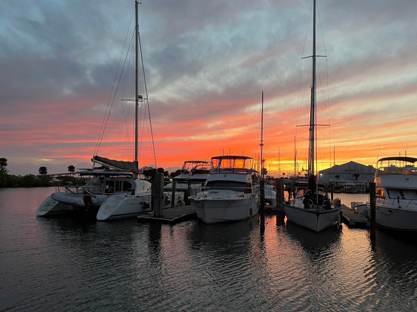 no regrets Sunrise at Titusville Marina this morning. We just left and are on our way to St Petersburg after a little over a month here. Good marine. Best marina Wi-Fi we’ve ever experienced.