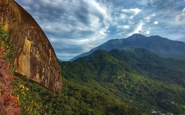 Pico de Loro