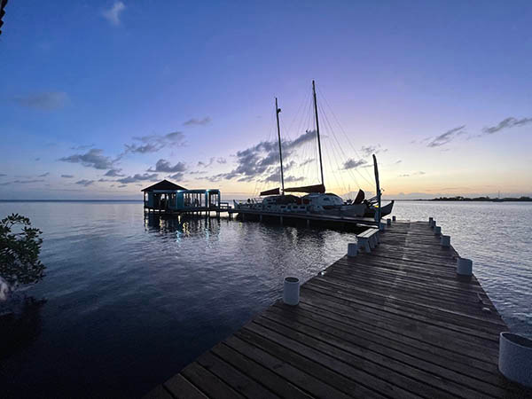 https://panamaposse.com/placencia-yacht-club