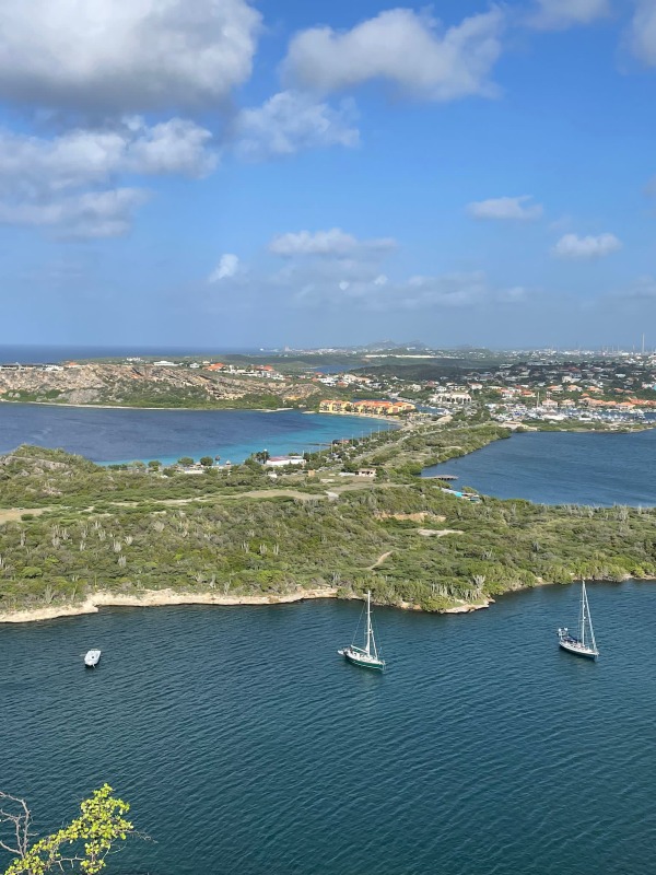 Anchorages in the Eastern Caribbean