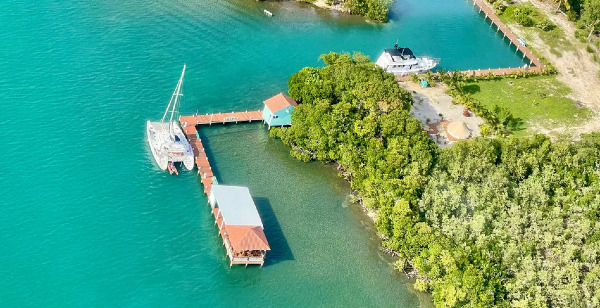 PLACENCIA yacht club belize